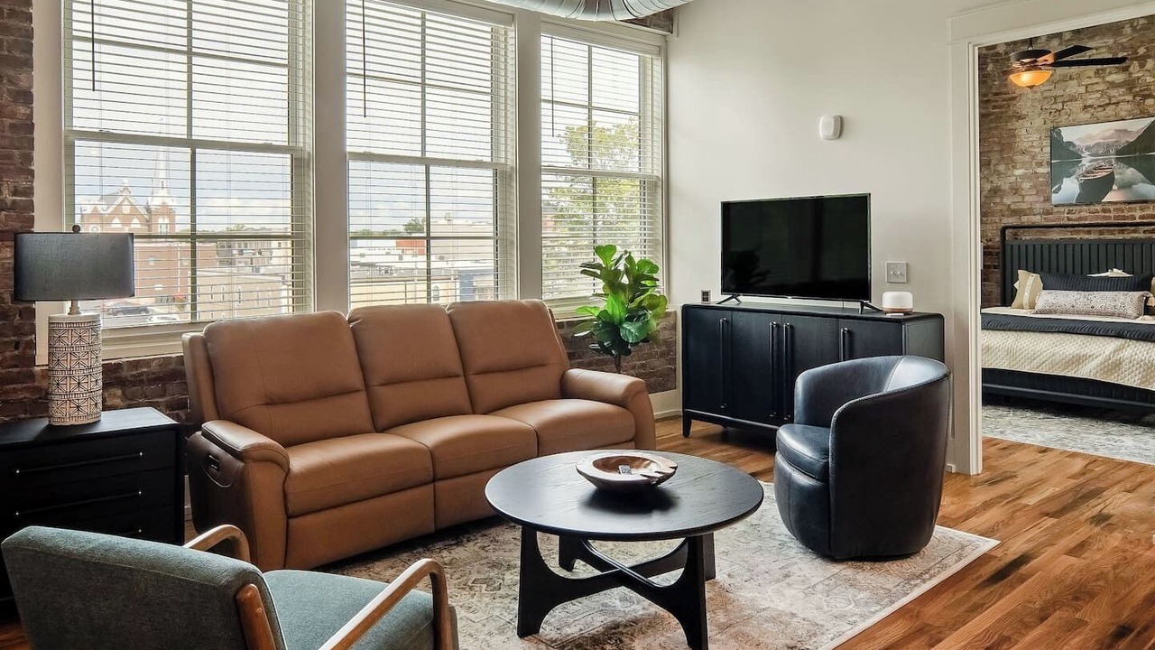 Photo of Livingroom in McMinnville