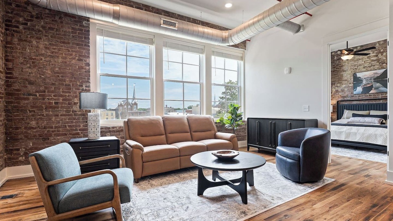Photo of Livingroom in McMinnville