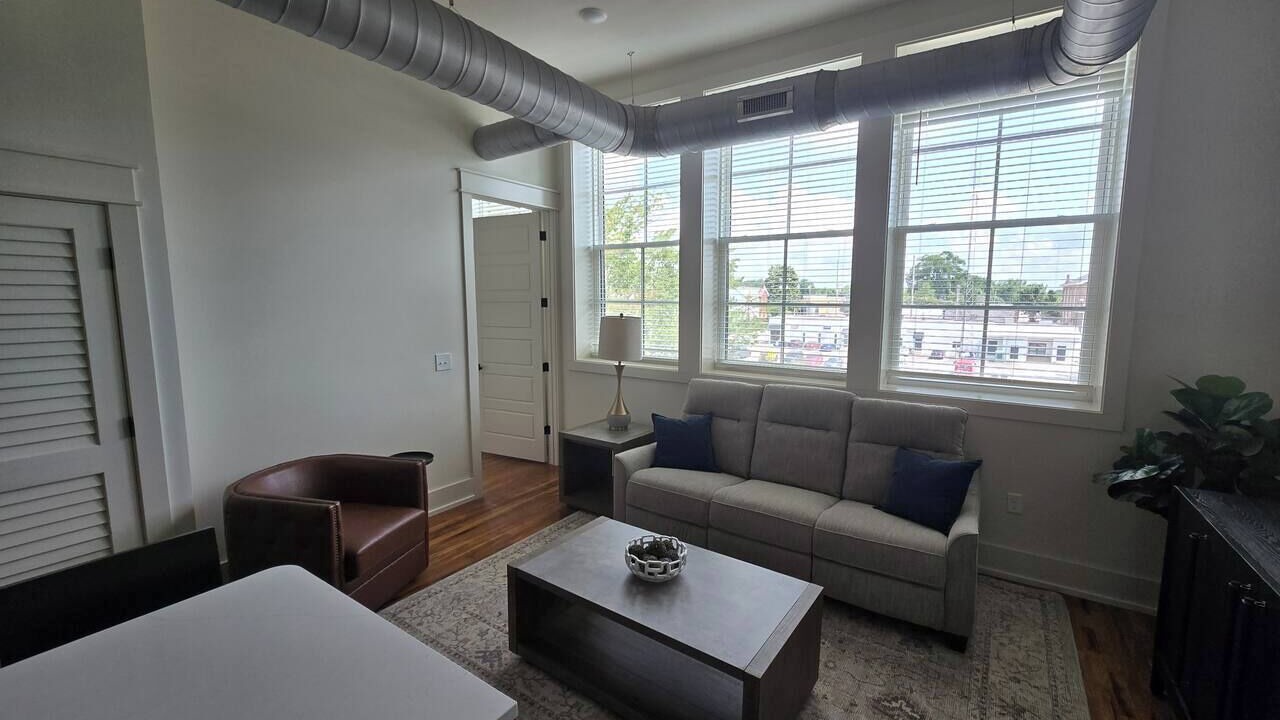 Photo of Livingroom in McMinnville