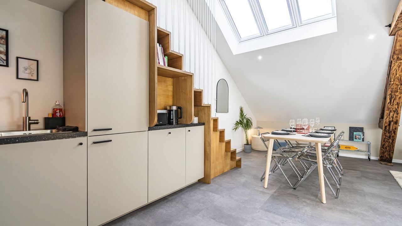 Photo of Others in Hincmar