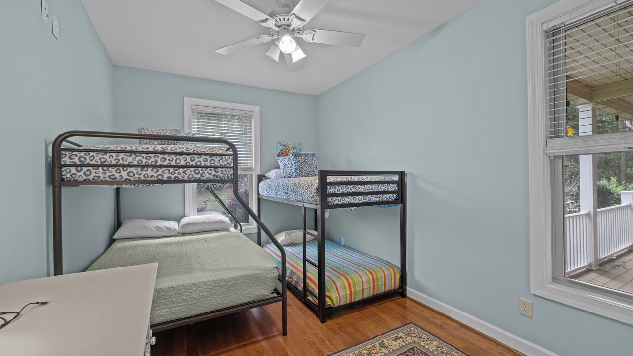 Photo of Bedroom in Wise