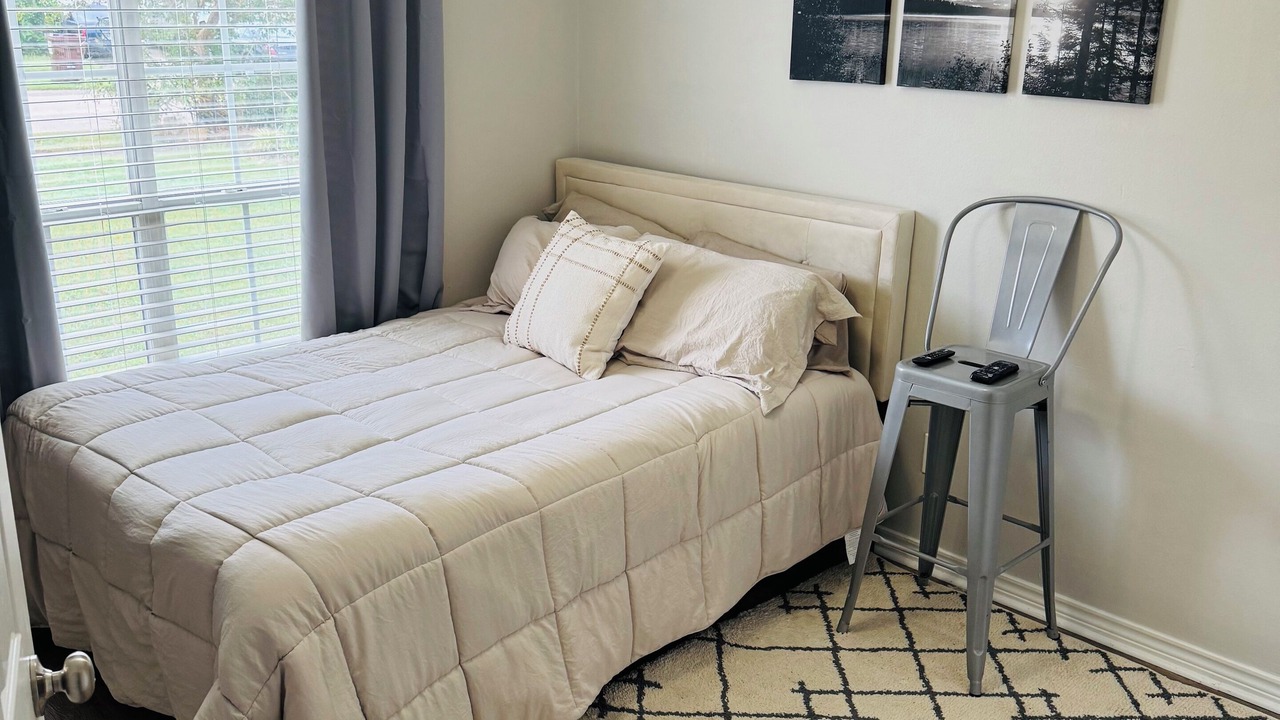 Photo of Bedroom in Bryant