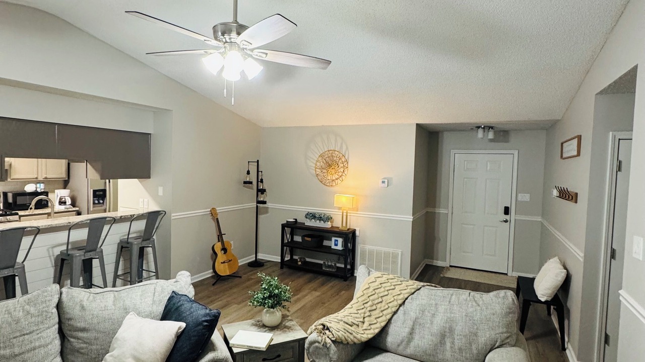 Photo of Livingroom in Bryant
