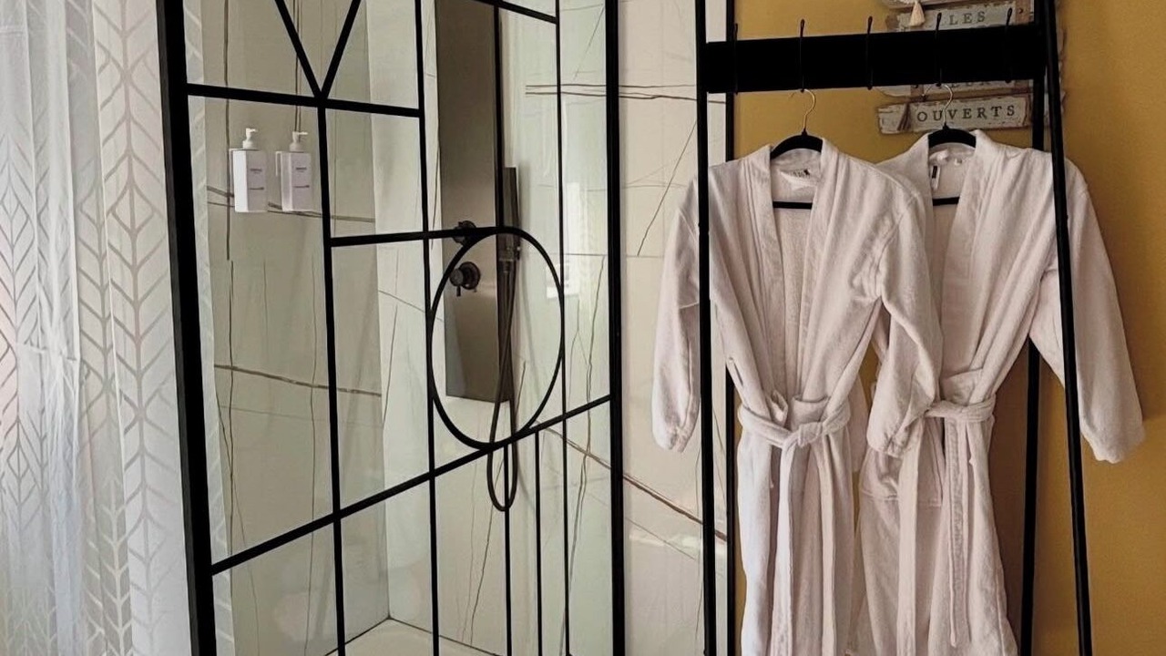 Photo of Bathroom in Denain