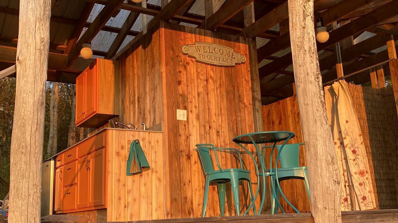 Photo of Outdoor in Caroline