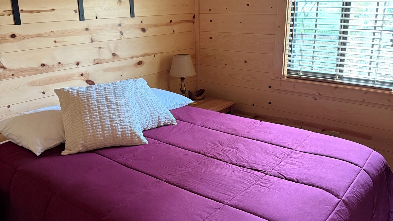 Photo of Bedroom in Rabun Gap