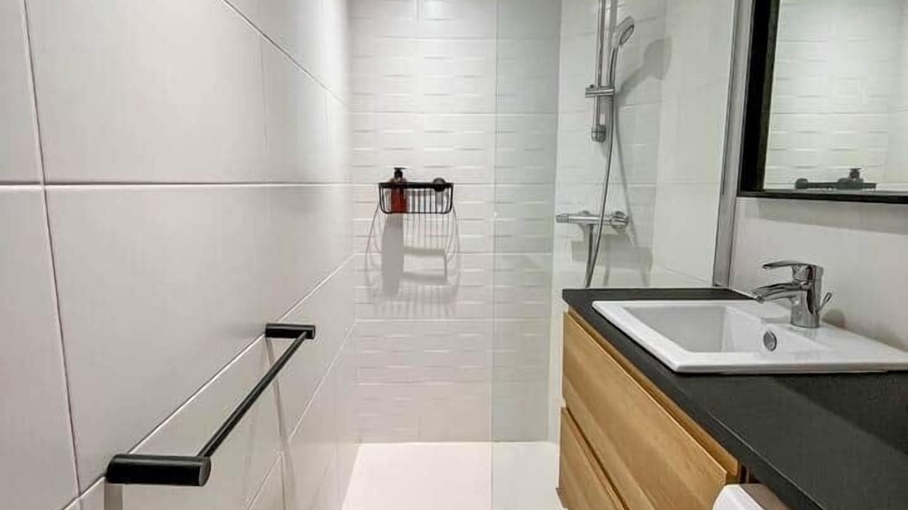 Photo of Bathroom in Tassin-la-Demi-Lune