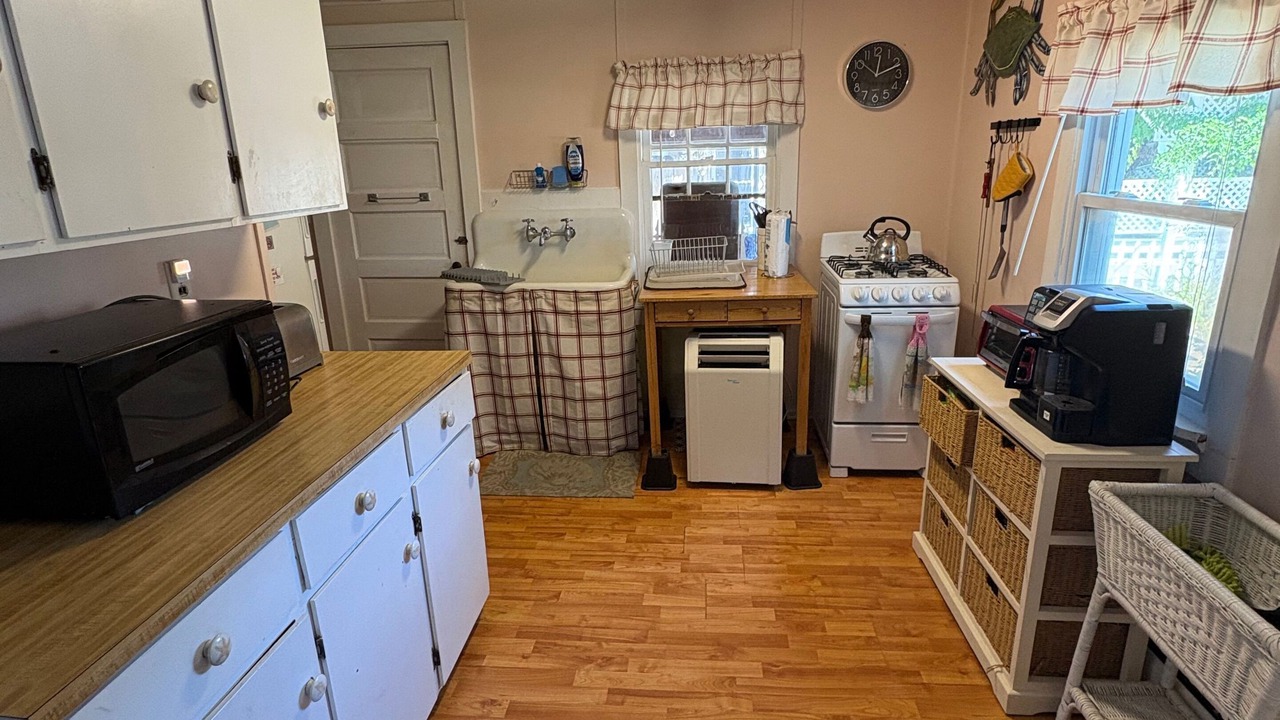 Photo of Kitchen in Falmouth Heights