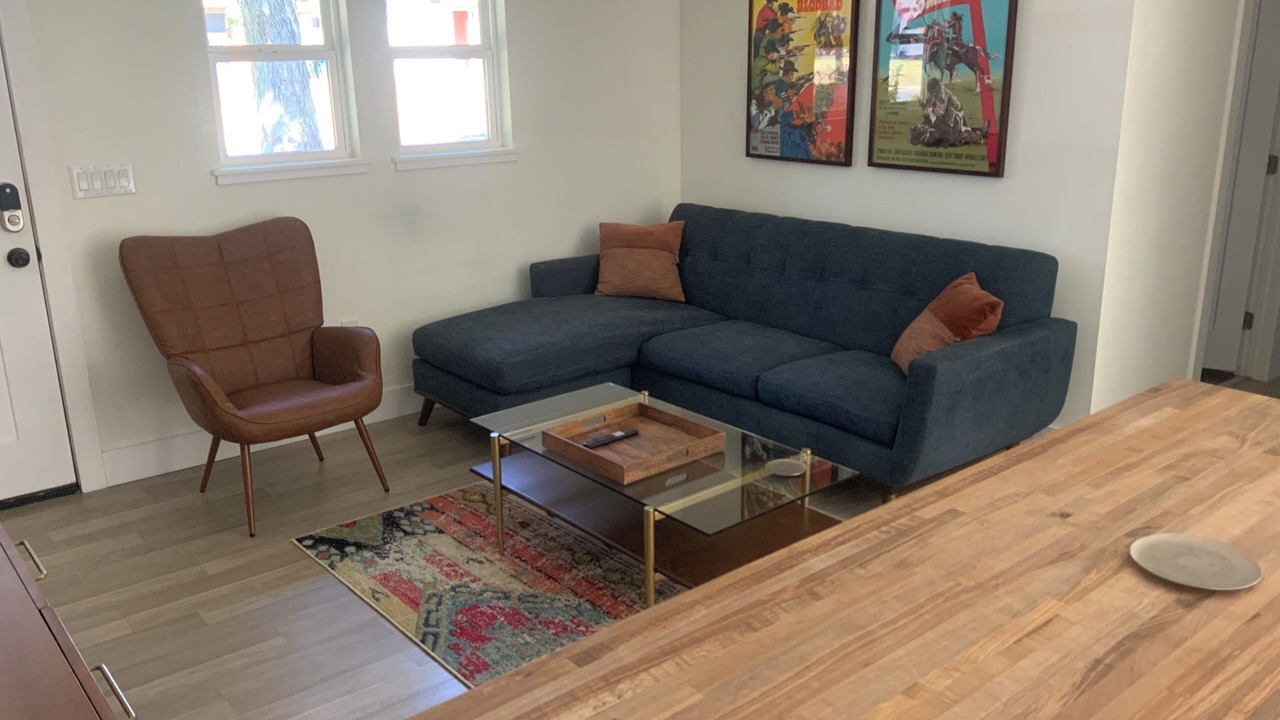 Photo of Livingroom in South Manchaca