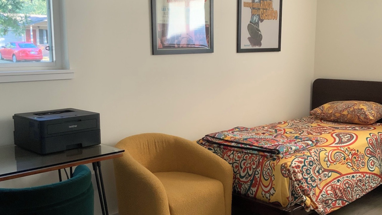 Photo of Bedroom in South Manchaca