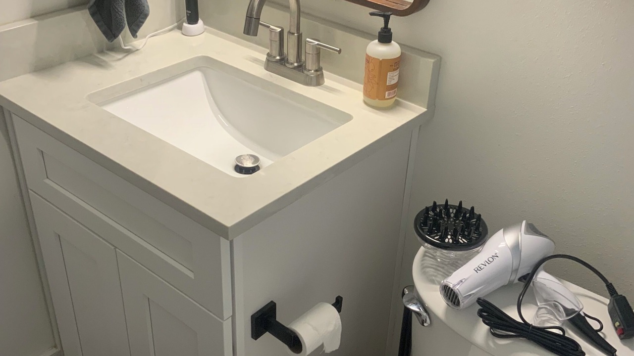 Photo of Bathroom in South Manchaca