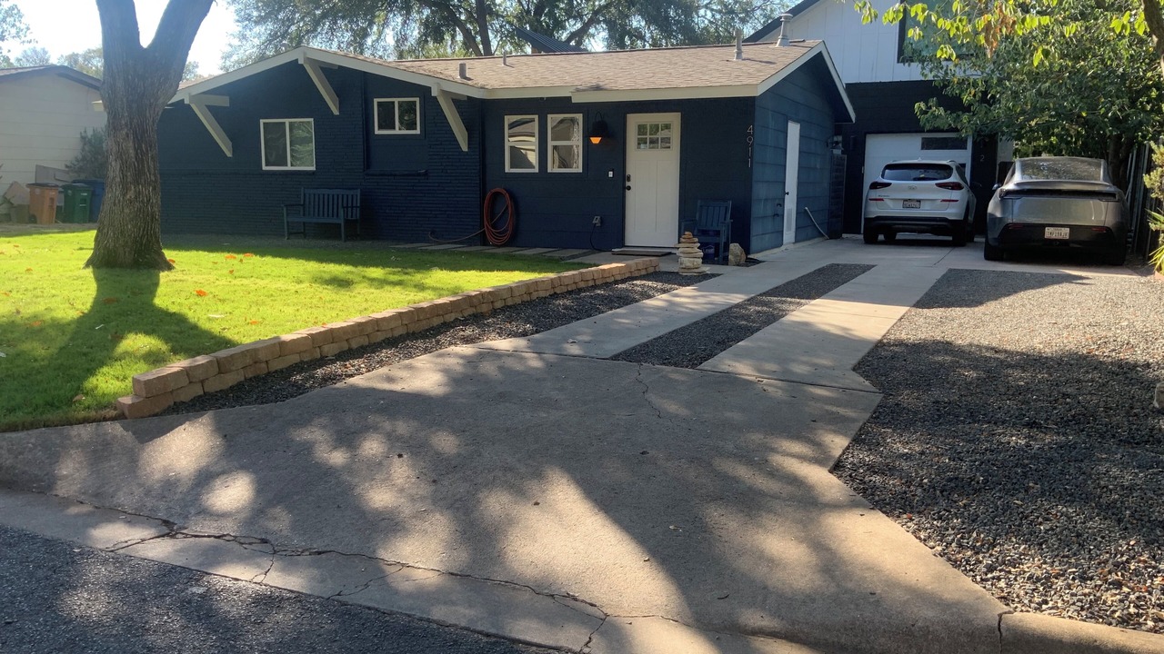 Photo of Outdoor in South Manchaca