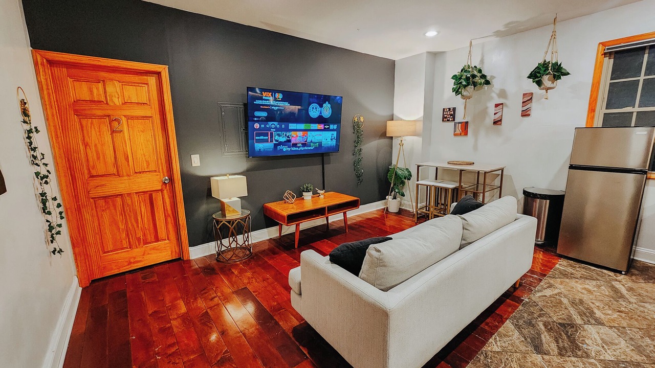 Photo of Livingroom in Gayborhood