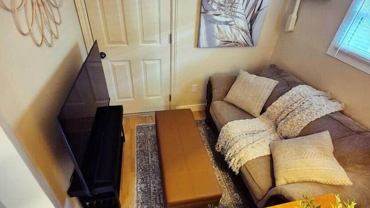 Photo of Livingroom in Leamington