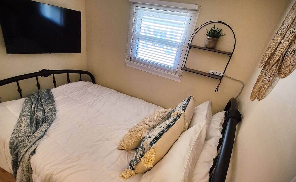 Photo of Bedroom in Leamington