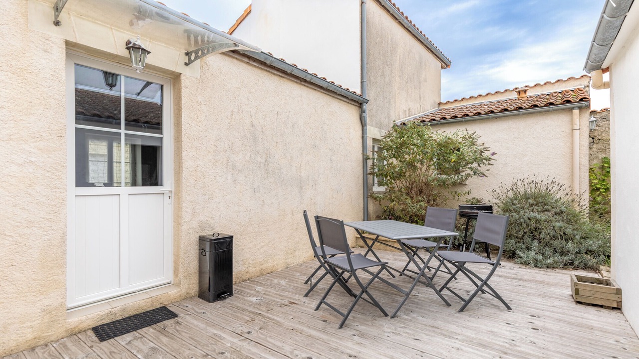 Photo of Outdoor in Bouin