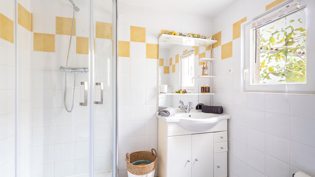 Photo of Bathroom in Bouin