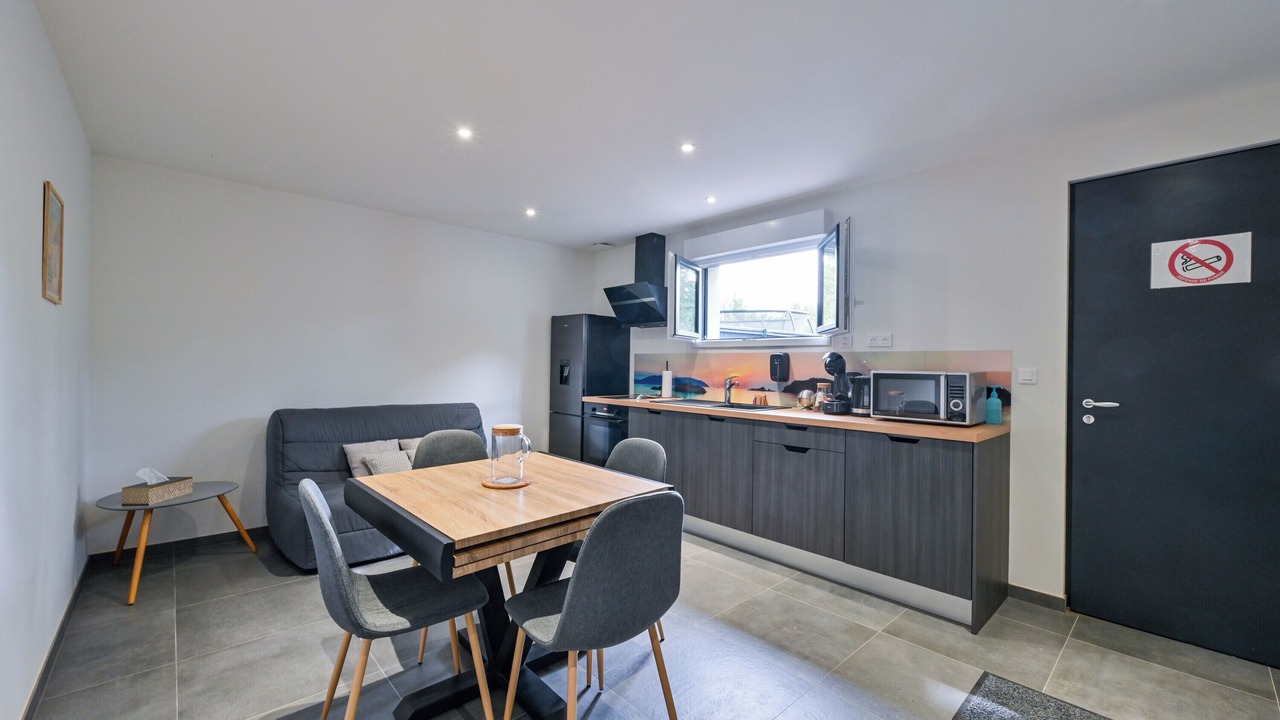 Photo of Others in Port-Saint-Pere