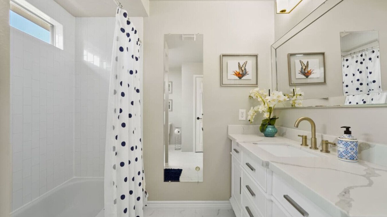 Photo of Bathroom in Atascocita