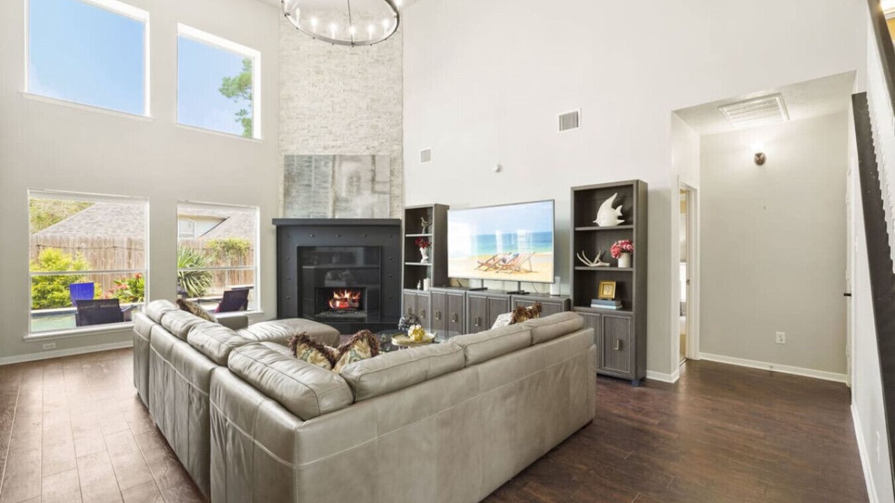 Photo of Livingroom in Atascocita
