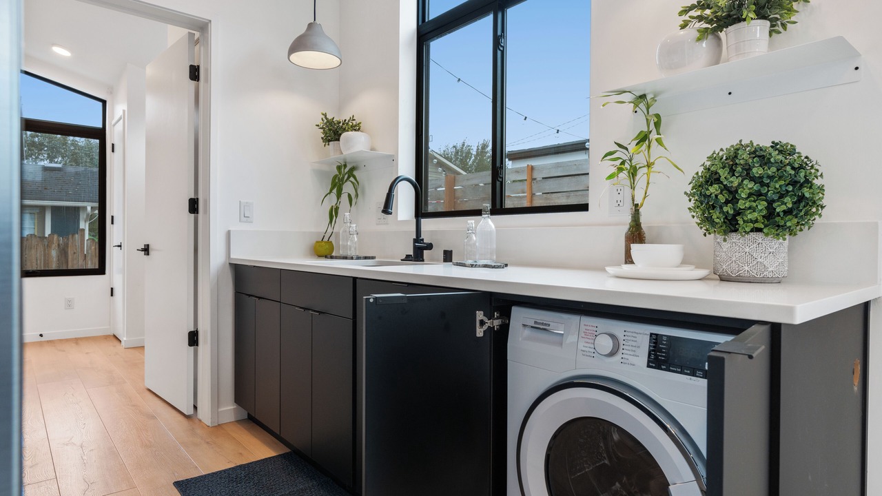 Photo of Others in Delridge