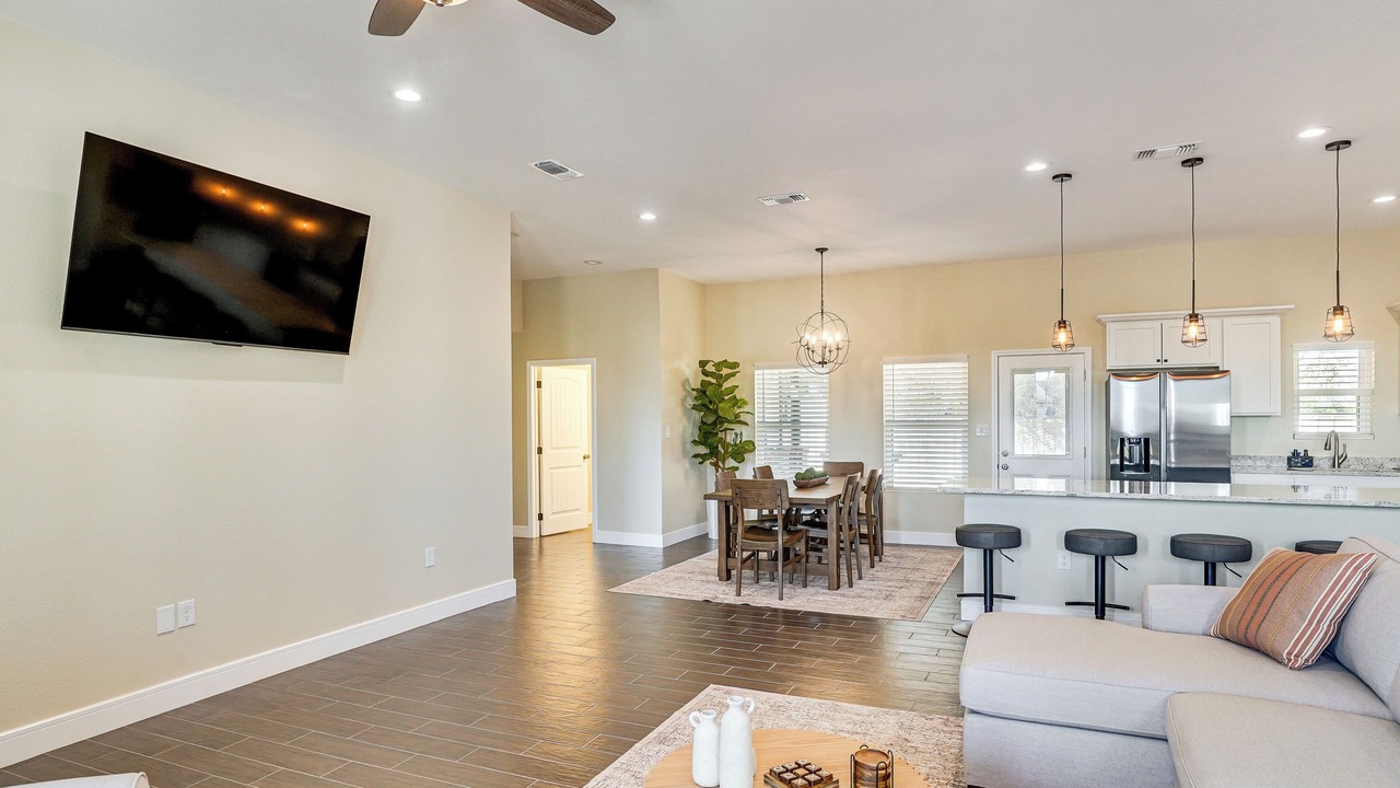 Photo of Livingroom in Midland