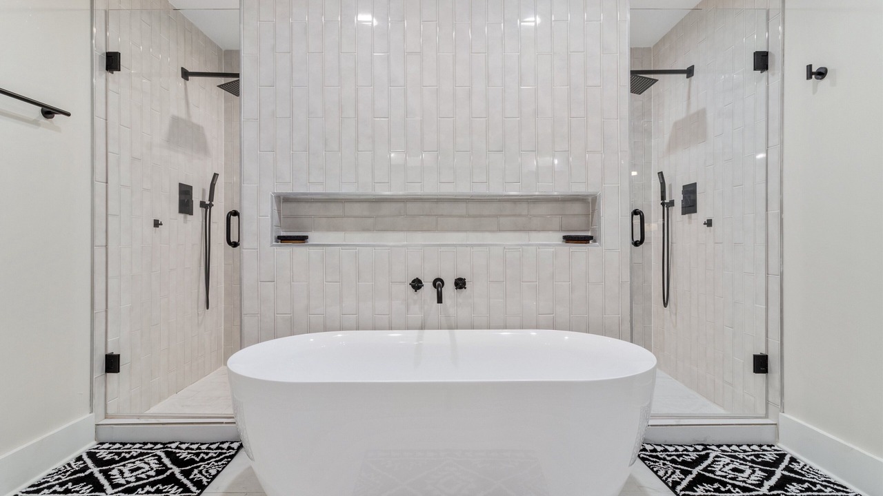 Photo of Bathroom in Downtown Memphis