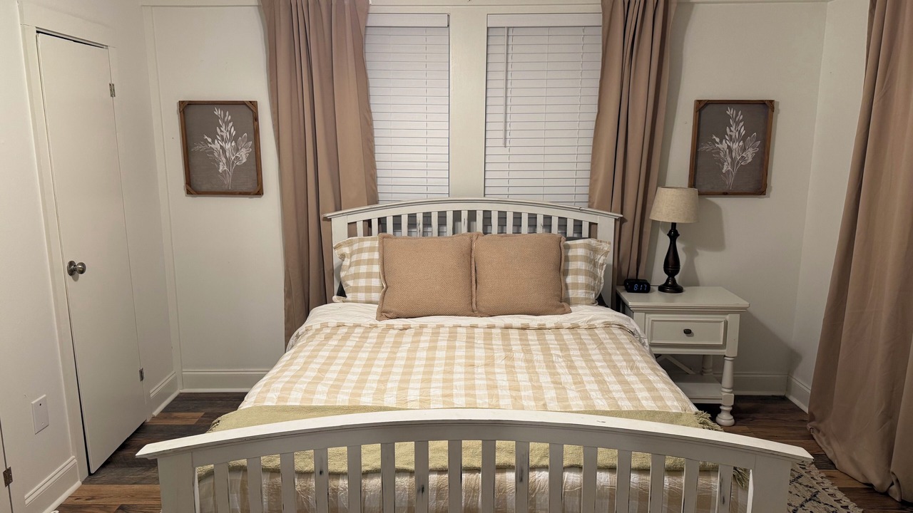 Photo of Bedroom in Gonzales