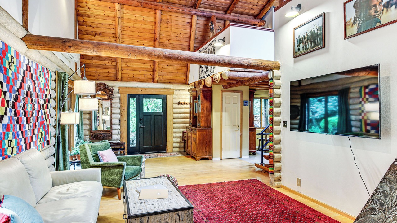 Photo of Bedroom in Duvall