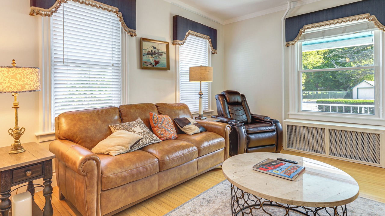 Photo of Livingroom in Westerly