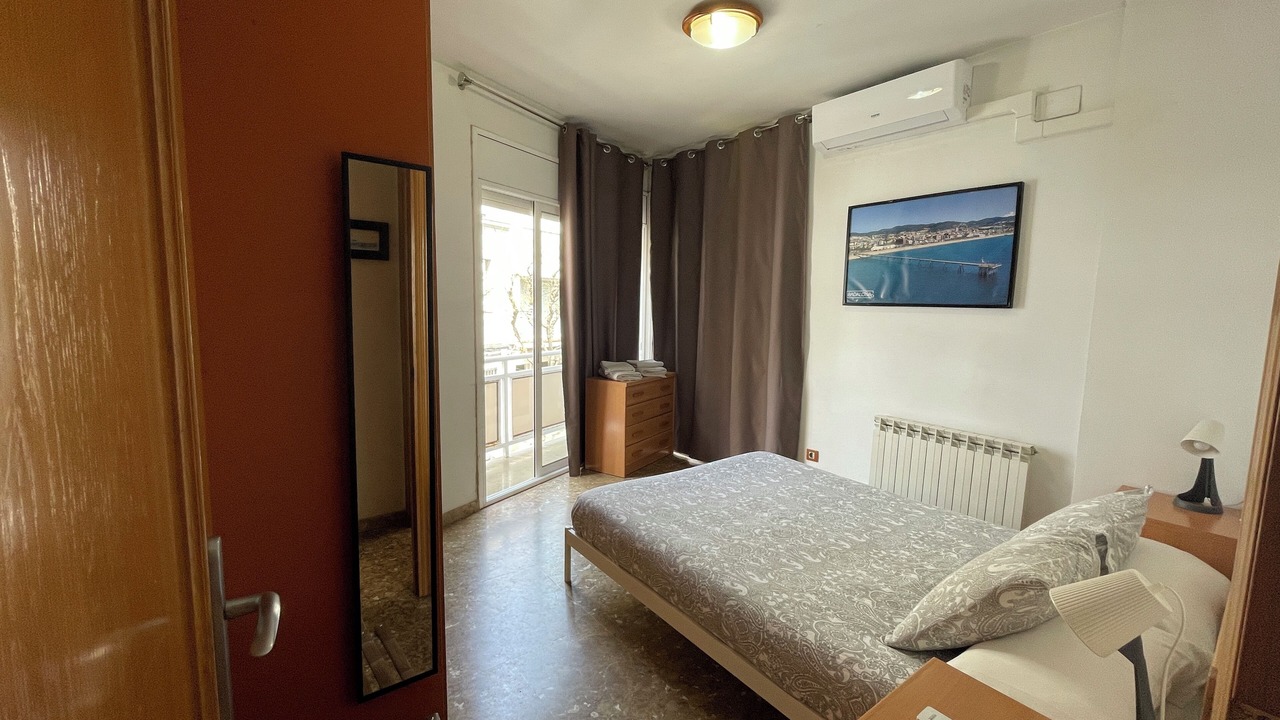 Photo of Bedroom in Badalona