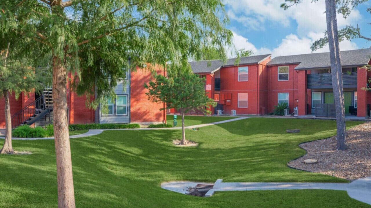 Photo of Outdoor in Garden Oaks