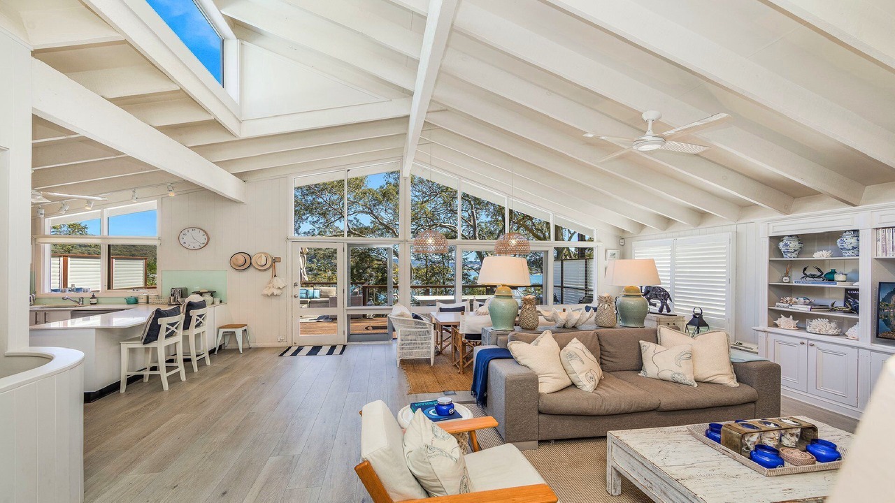 Photo of Livingroom in Pretty Beach Central Coast