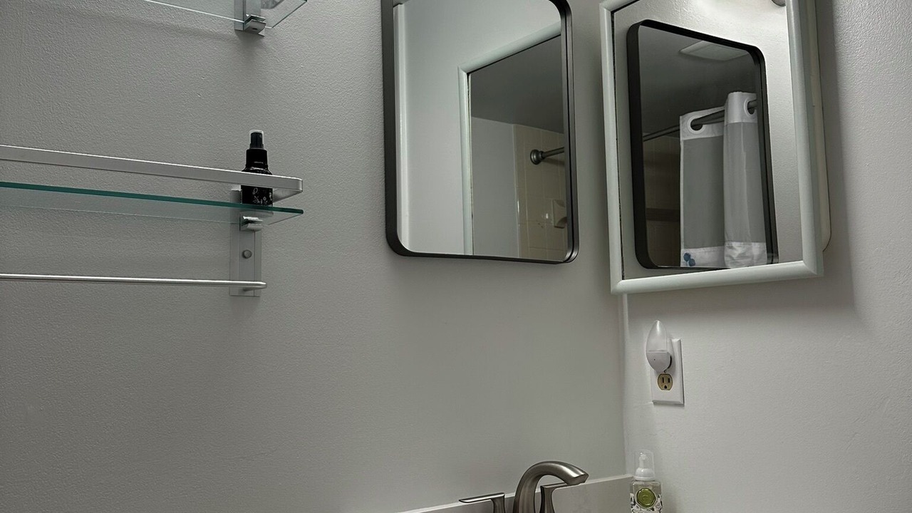 Photo of Bathroom in Cocoa Isles