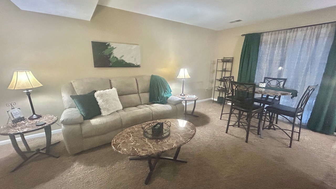 Photo of Livingroom in Skelton
