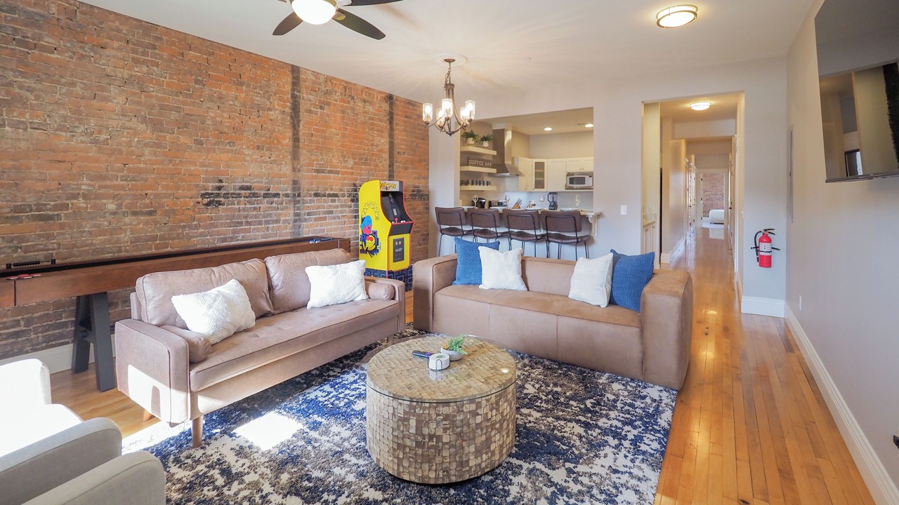 Photo of Livingroom in Central Business District