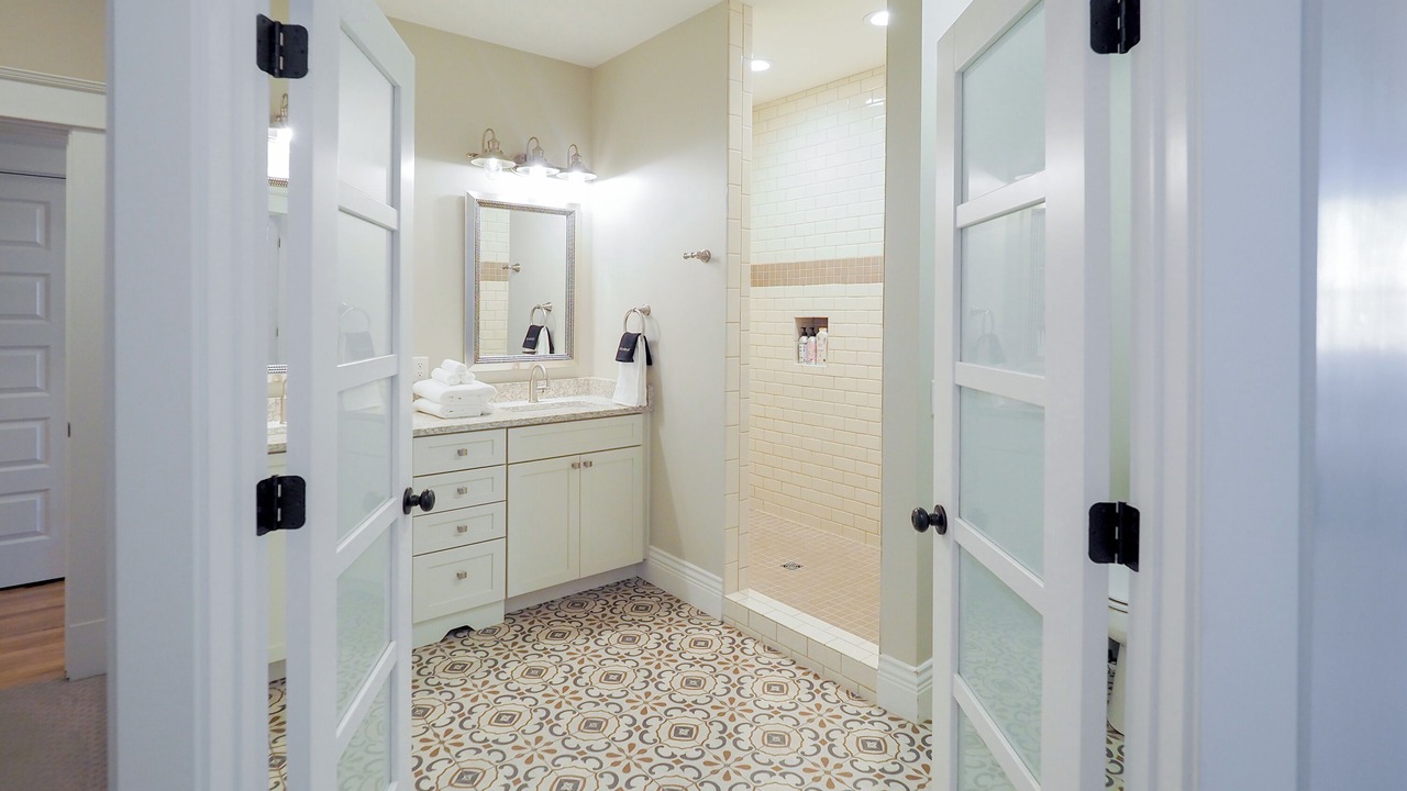 Photo of Bathroom in Central Business District