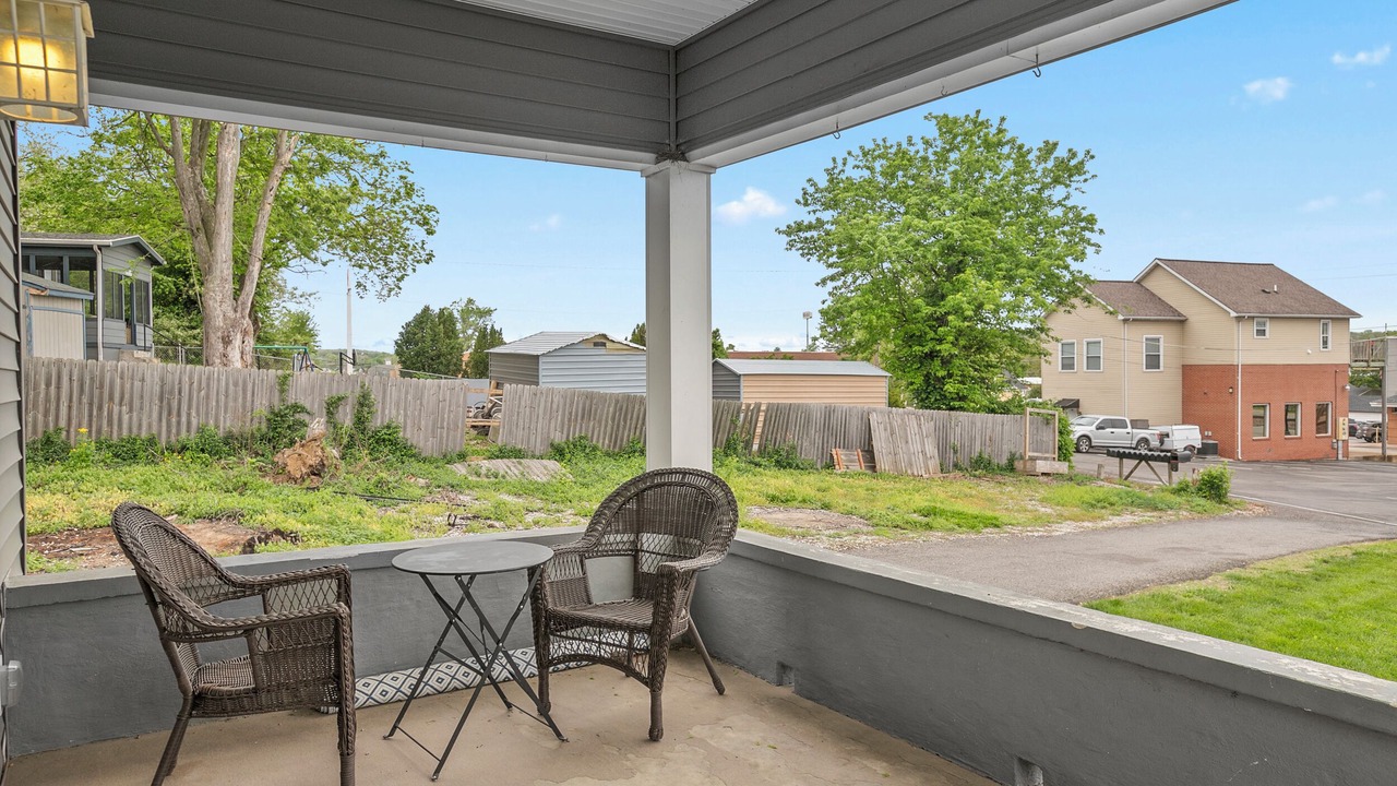 Photo of Patio Balcony in Imperial