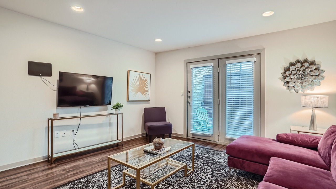 Photo of Livingroom in Oak Lawn