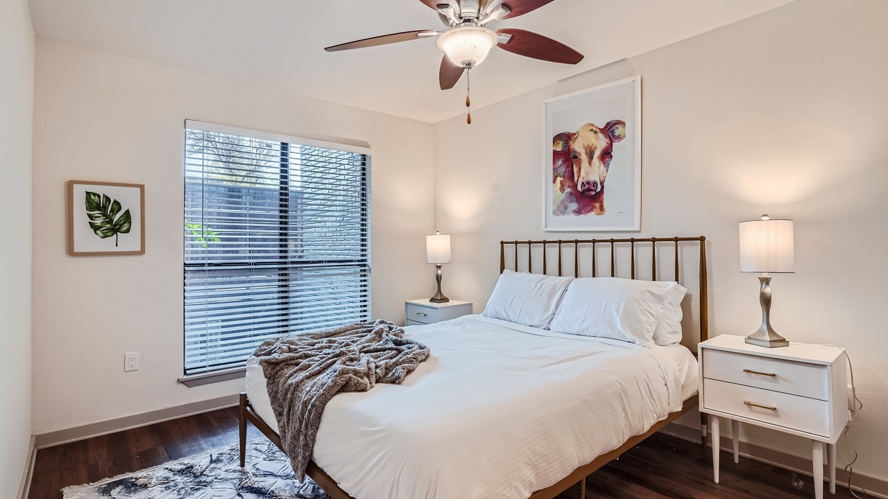 Photo of Bedroom in Oak Lawn