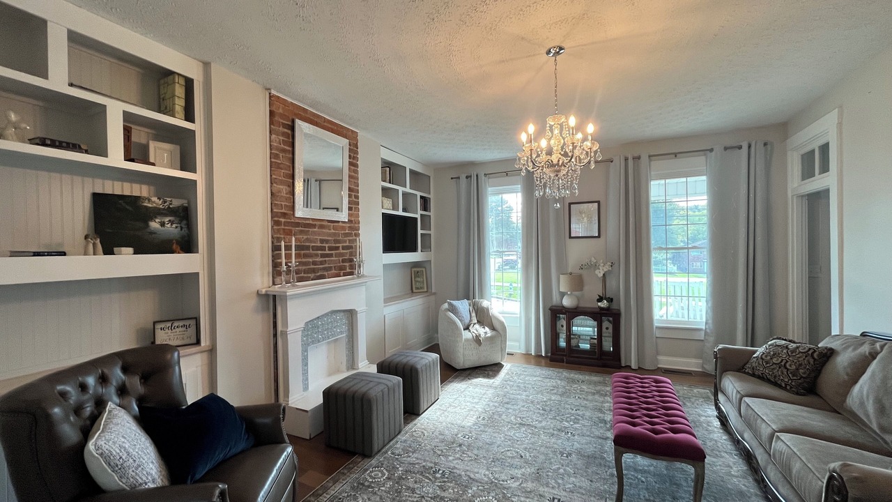 Photo of Livingroom in Barboursville