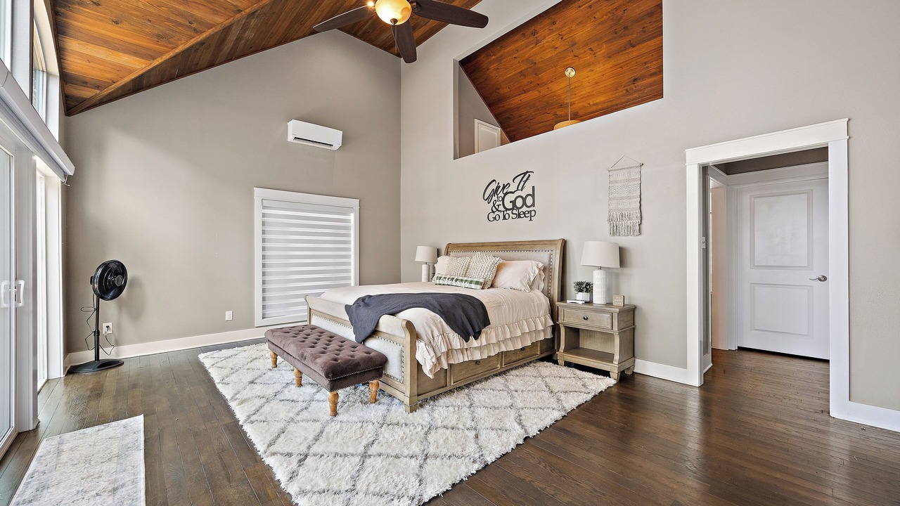 Photo of Bedroom in Nacogdoches