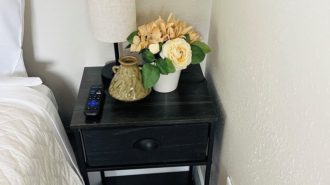 Photo of Bedroom in Salmon