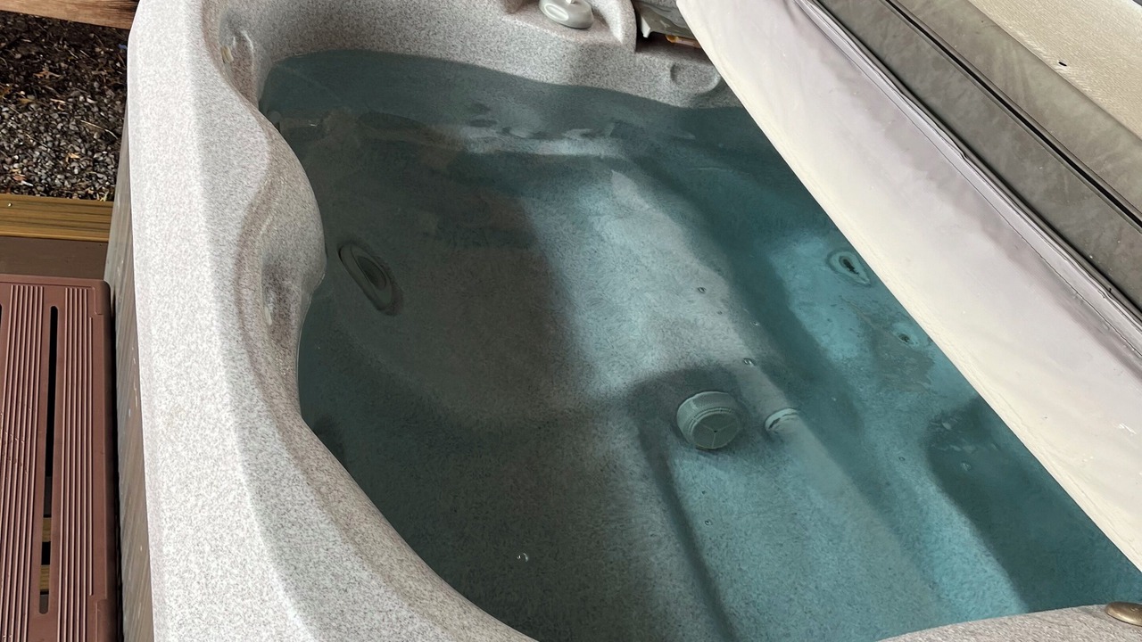 Photo of Outdoor in Salmon