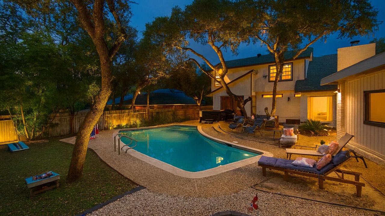 Photo of Outdoor in Whispering Oaks