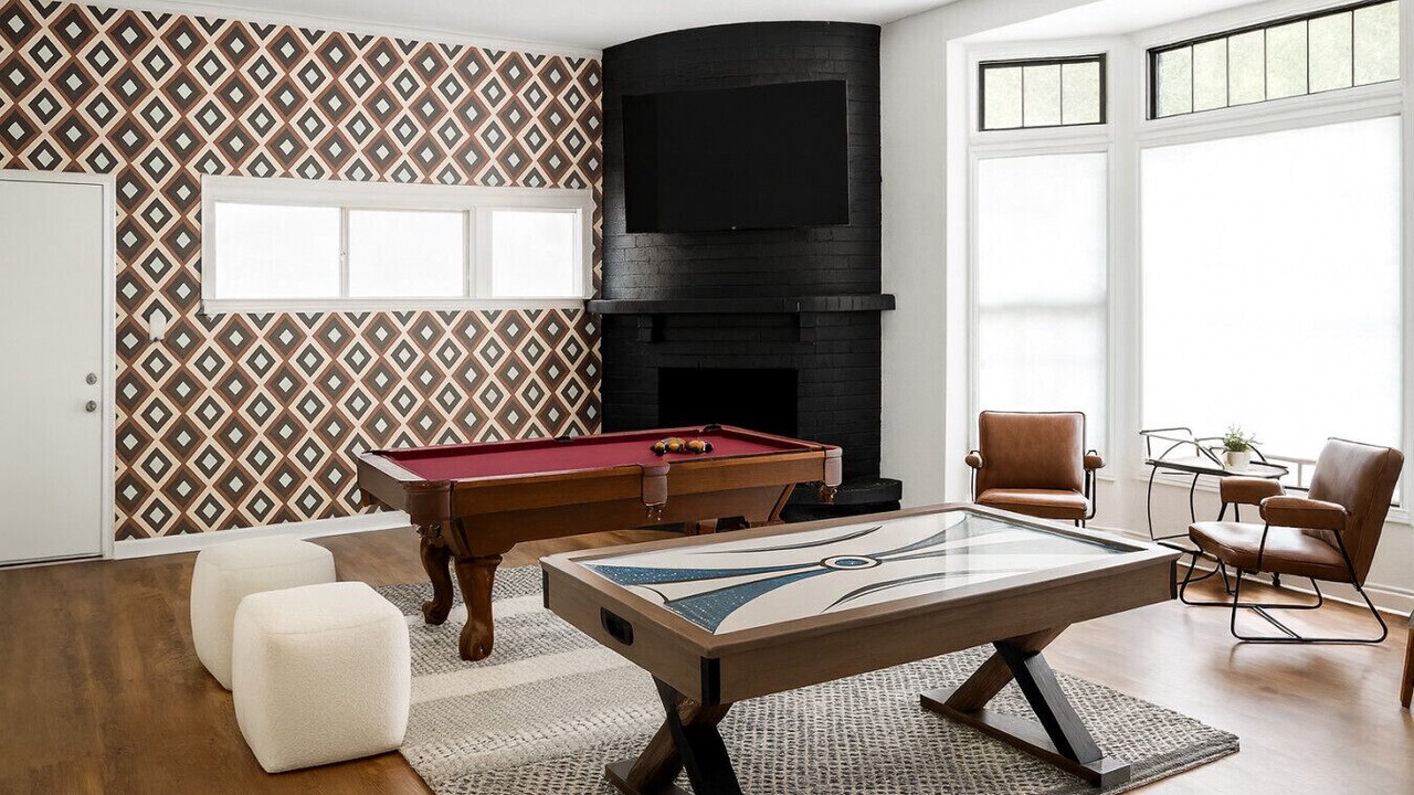 Photo of Bedroom in Whispering Oaks