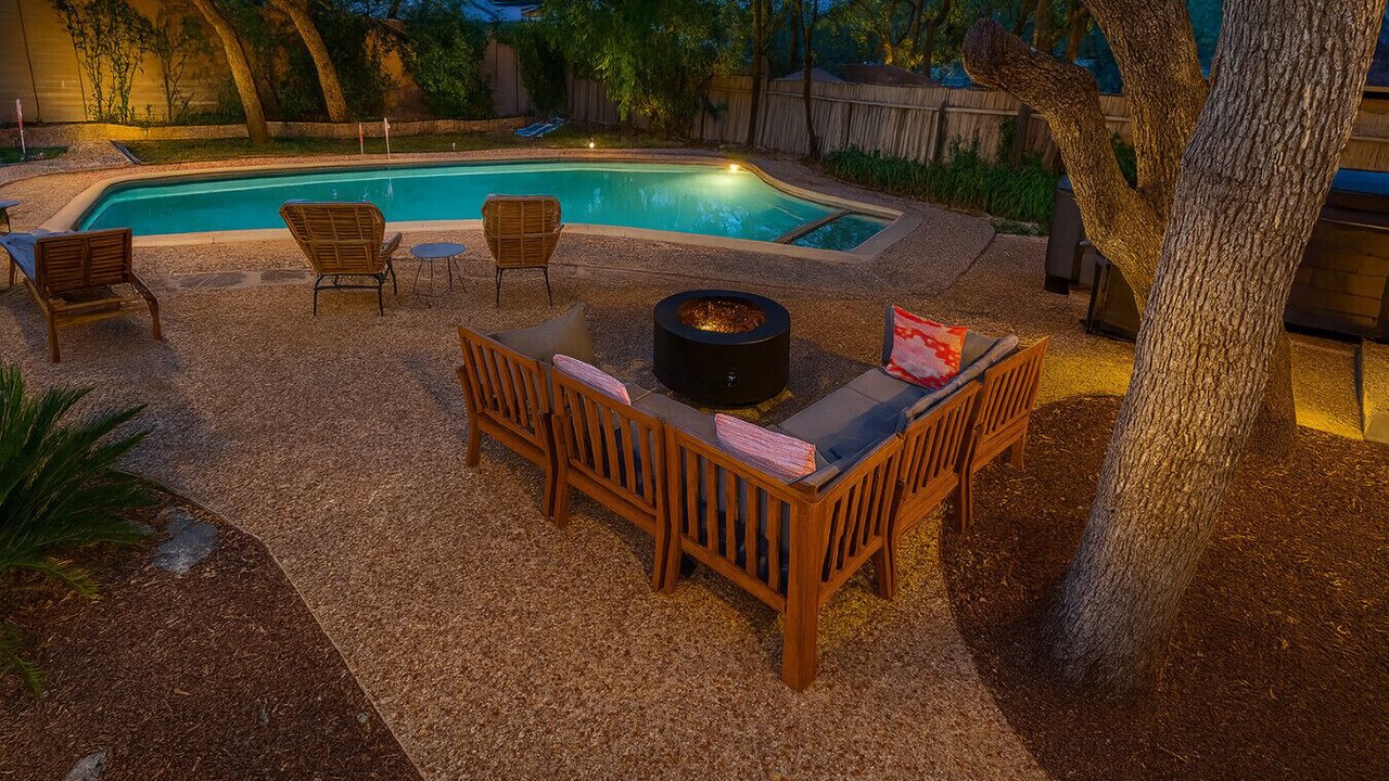Photo of Outdoor in Whispering Oaks