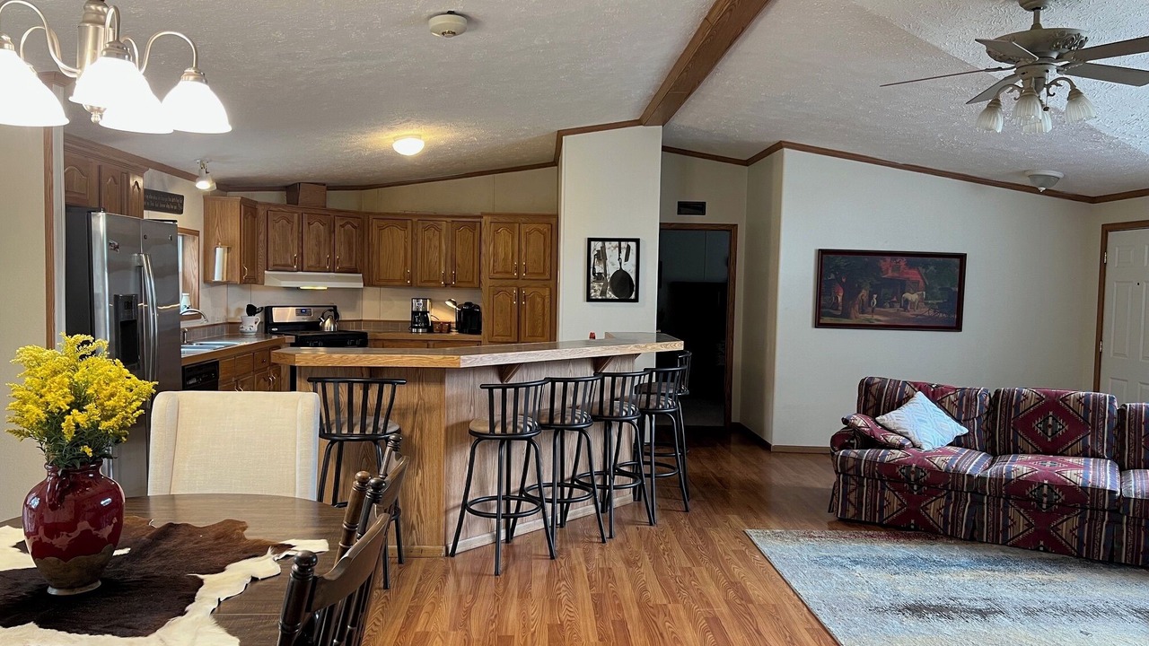 Photo of Livingroom in Paxico