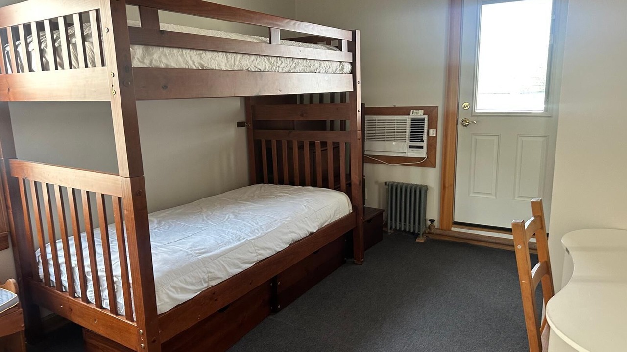 Photo of Bedroom in Long Beach