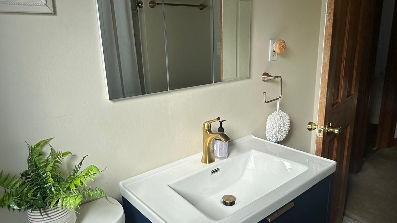 Photo of Bathroom in Long Beach